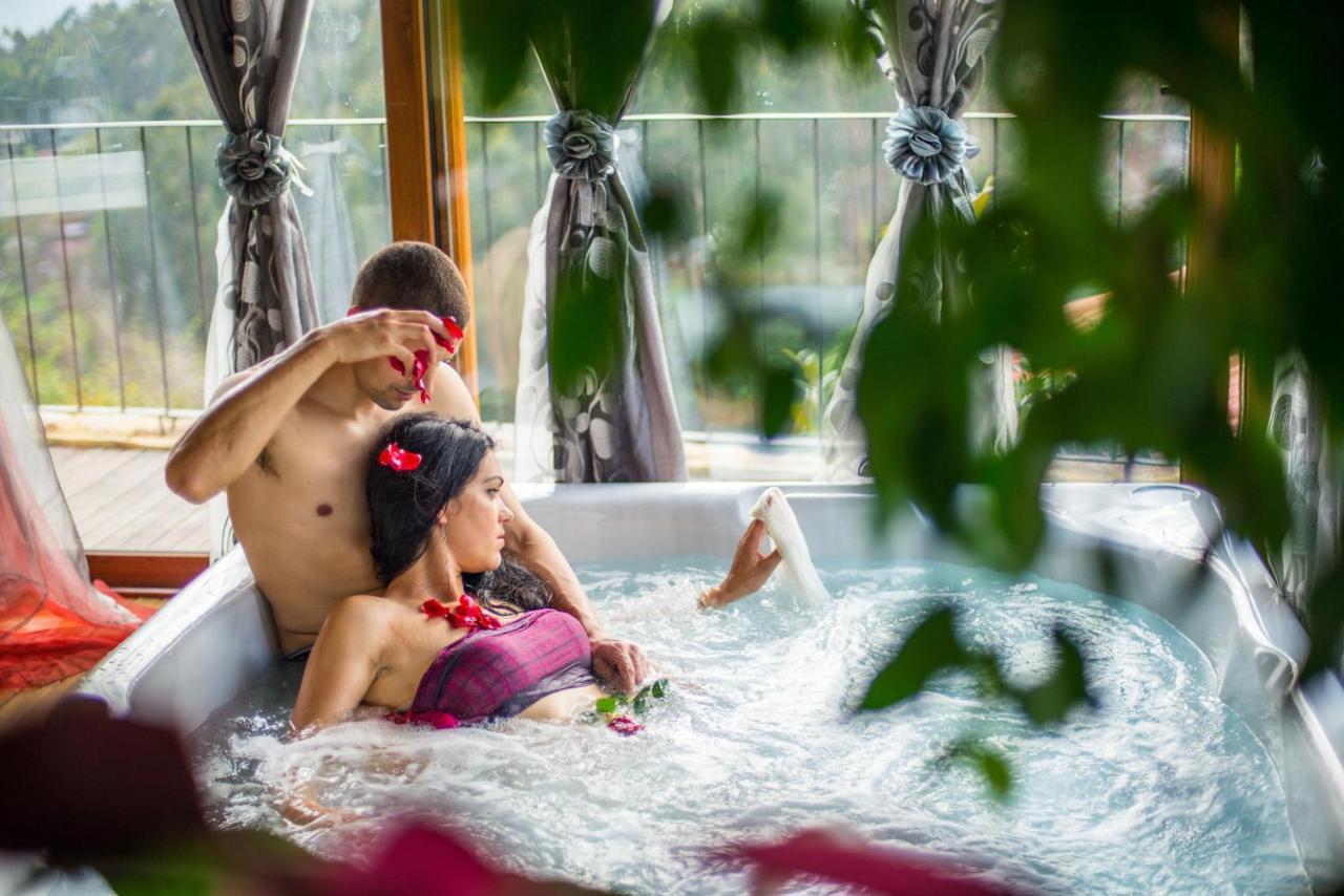 阿尔库什迪瓦尔德维什 Casa Favo De Mel - Jacuzzi Privado & Lareira - Piscina酒店 外观 照片