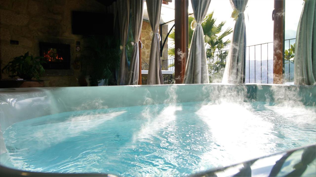 阿尔库什迪瓦尔德维什 Casa Favo De Mel - Jacuzzi Privado & Lareira - Piscina酒店 外观 照片