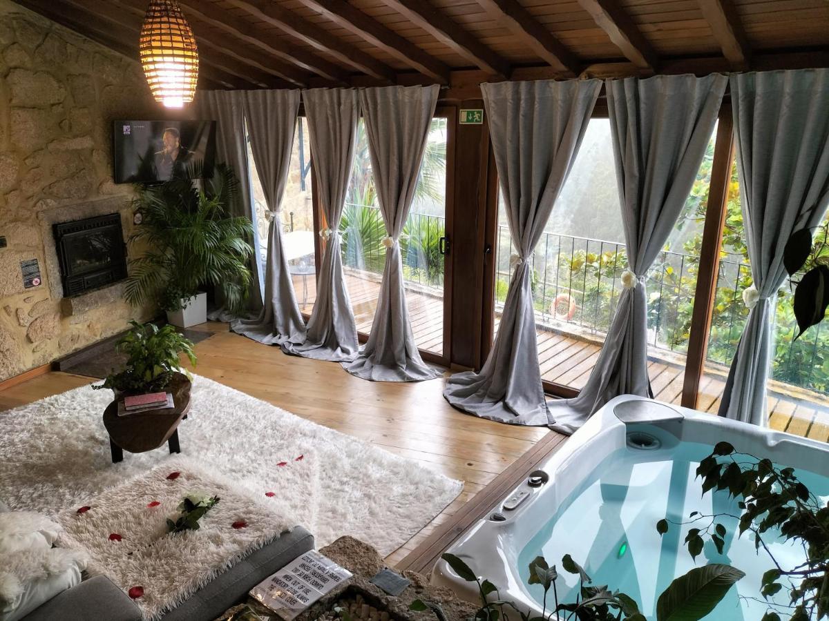 阿尔库什迪瓦尔德维什 Casa Favo De Mel - Jacuzzi Privado & Lareira - Piscina酒店 外观 照片