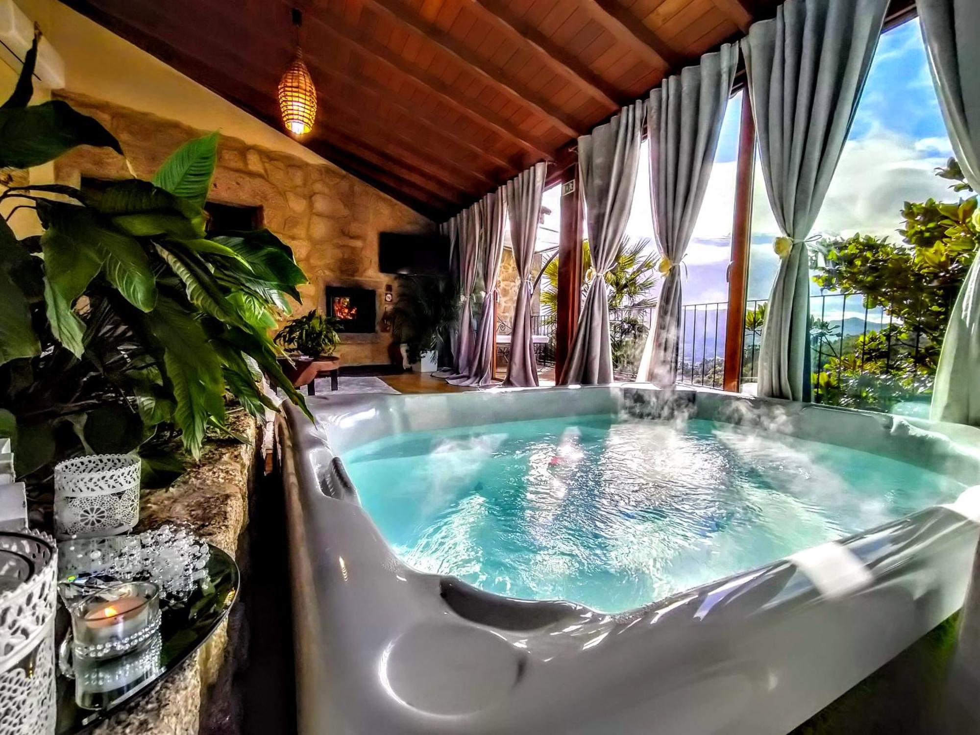阿尔库什迪瓦尔德维什 Casa Favo De Mel - Jacuzzi Privado & Lareira - Piscina酒店 外观 照片